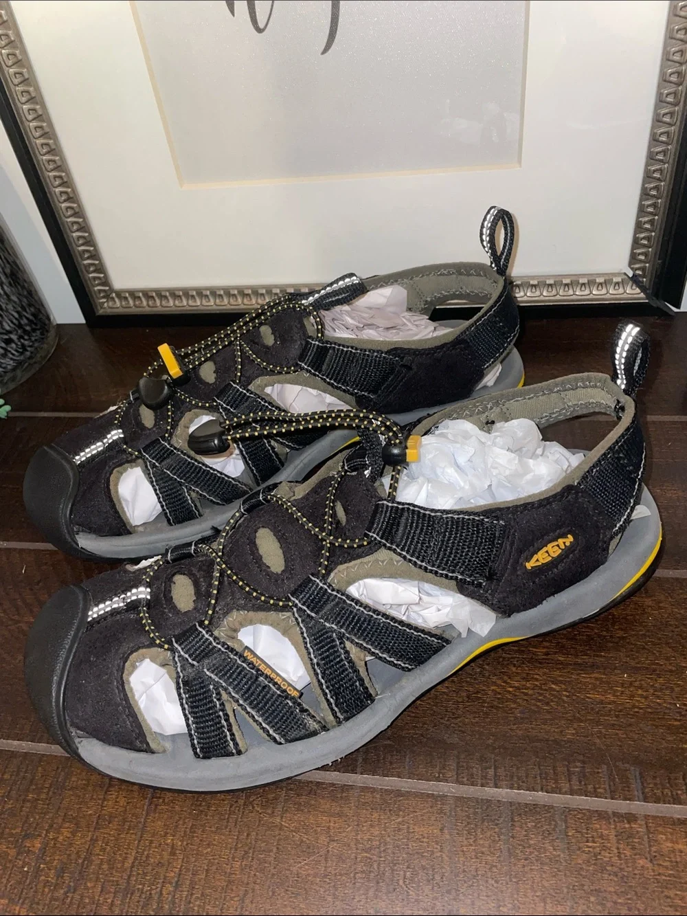 Keen Kanyon Men's Closed-Toe Waterproof Sport Sandals Size 7 / Women’s 8.5